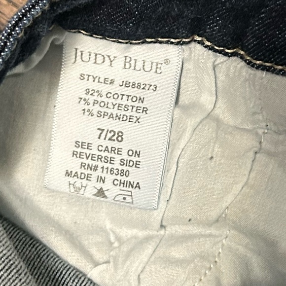 High Rise Judy Blue Mom Jeans size 7/28 Style #JB88273 - Picture 6 of 6